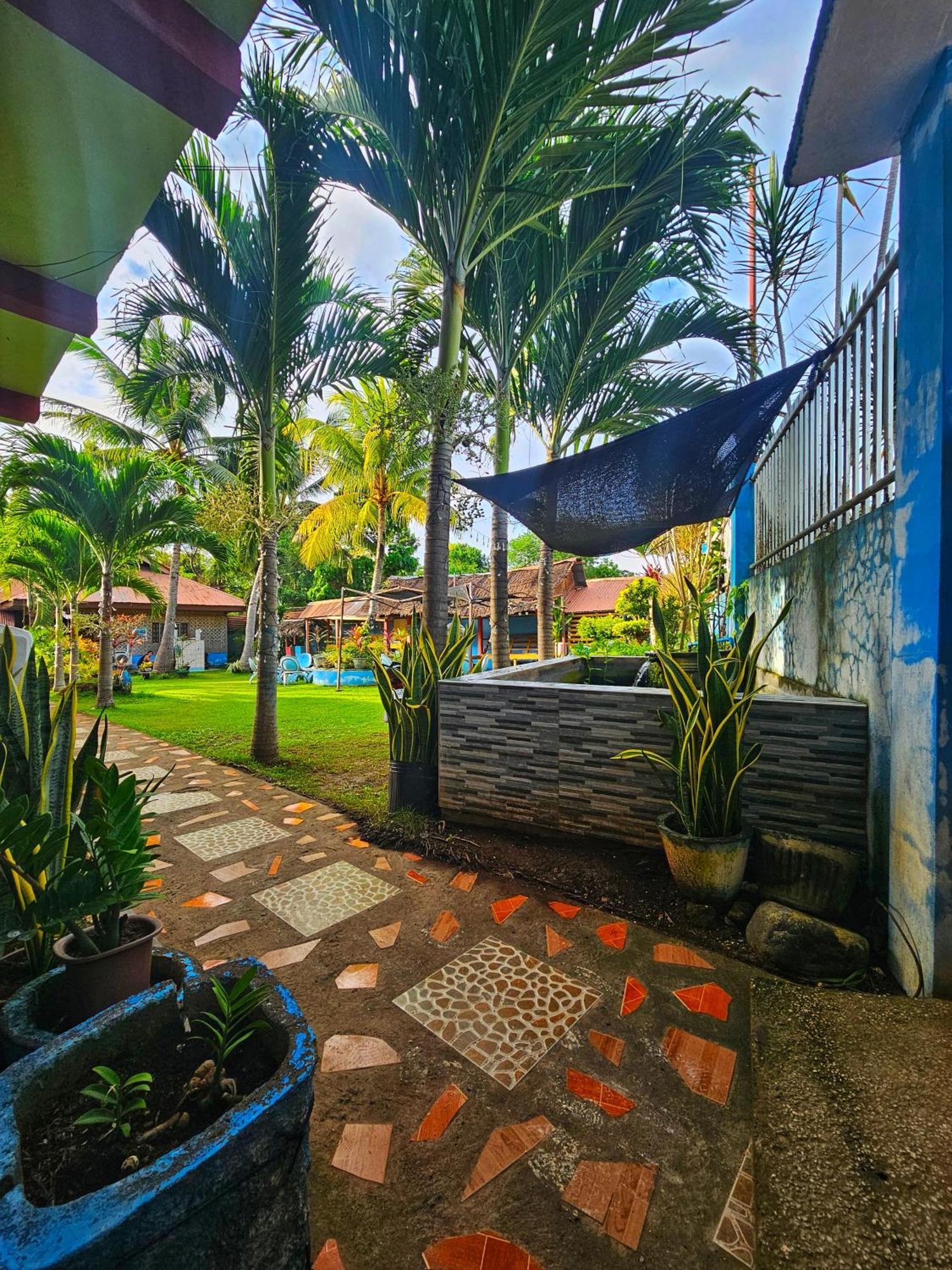 Bohol Sea Breeze Cottages And Resort Tawala  Экстерьер фото